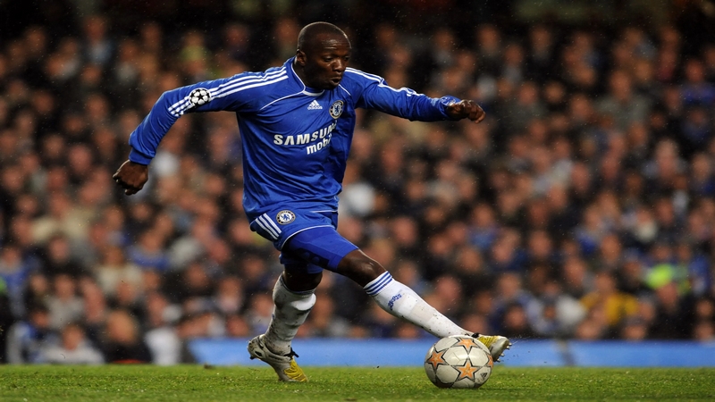 Makelele chính là người đã bắt chết vị trí này, sau đó là sự phát triển của các cầu thủ dạng như Makelele Makelele chính là người đã bắt chết vị trí này, sau đó là sự phát triển của các cầu thủ dạng như Makelele