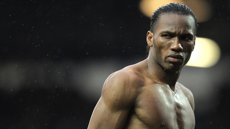 Drogba rất thành công với sức mạnh của mình Drogba rất thành công với sức mạnh của mình