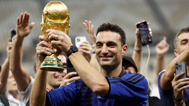 Huấn luyện viên Lionel Scaloni đã viết lên chức vô địch lịch sử với Argentina