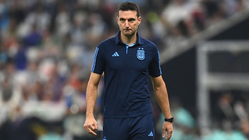 Huấn luyện viên Lionel Scaloni - Thành tích vĩ đại và những nghi ngờ