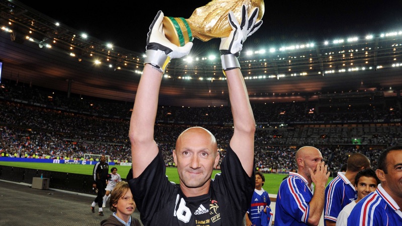 Thành tích của thủ môn Fabian Barthez vẫn khiến nhiều người ghen tị Thành tích của thủ môn Fabian Barthez vẫn khiến nhiều người ghen tị