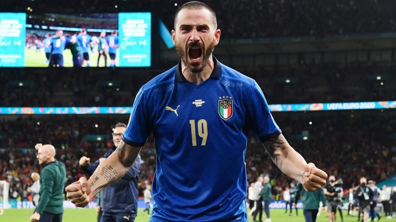 Với chất của người Ý, cầu thủ Leonardo Bonucci thực sự đại diện cho nền bóng đá này thời gian qua Với chất của người Ý, cầu thủ Leonardo Bonucci thực sự đại diện cho nền bóng đá này thời gian qua