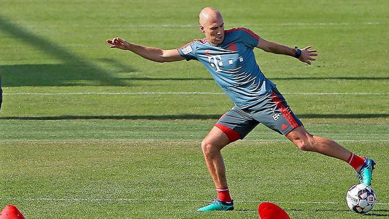 Thứ tự hào nhưng cũng gây khó khăn cho cầu thủ Arjen Robben Thứ tự hào nhưng cũng gây khó khăn cho cầu thủ Arjen Robben