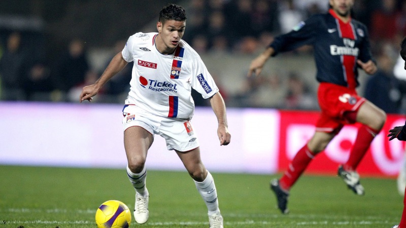 Cầu thủ Hatem Ben Arfa từng khiến cả Châu Âu phát cuồng vì tài năng của mình Cầu thủ Hatem Ben Arfa từng khiến cả Châu Âu phát cuồng vì tài năng của mình