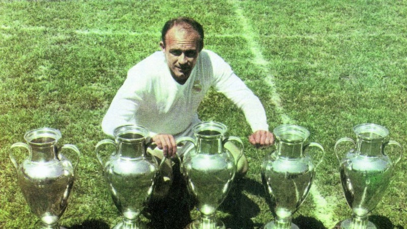 Di Stefano là cái tên duy nhất giành được danh hiệu siêu quả bóng vàng trong lịch sử Di Stefano là cái tên duy nhất giành được danh hiệu siêu quả bóng vàng trong lịch sử